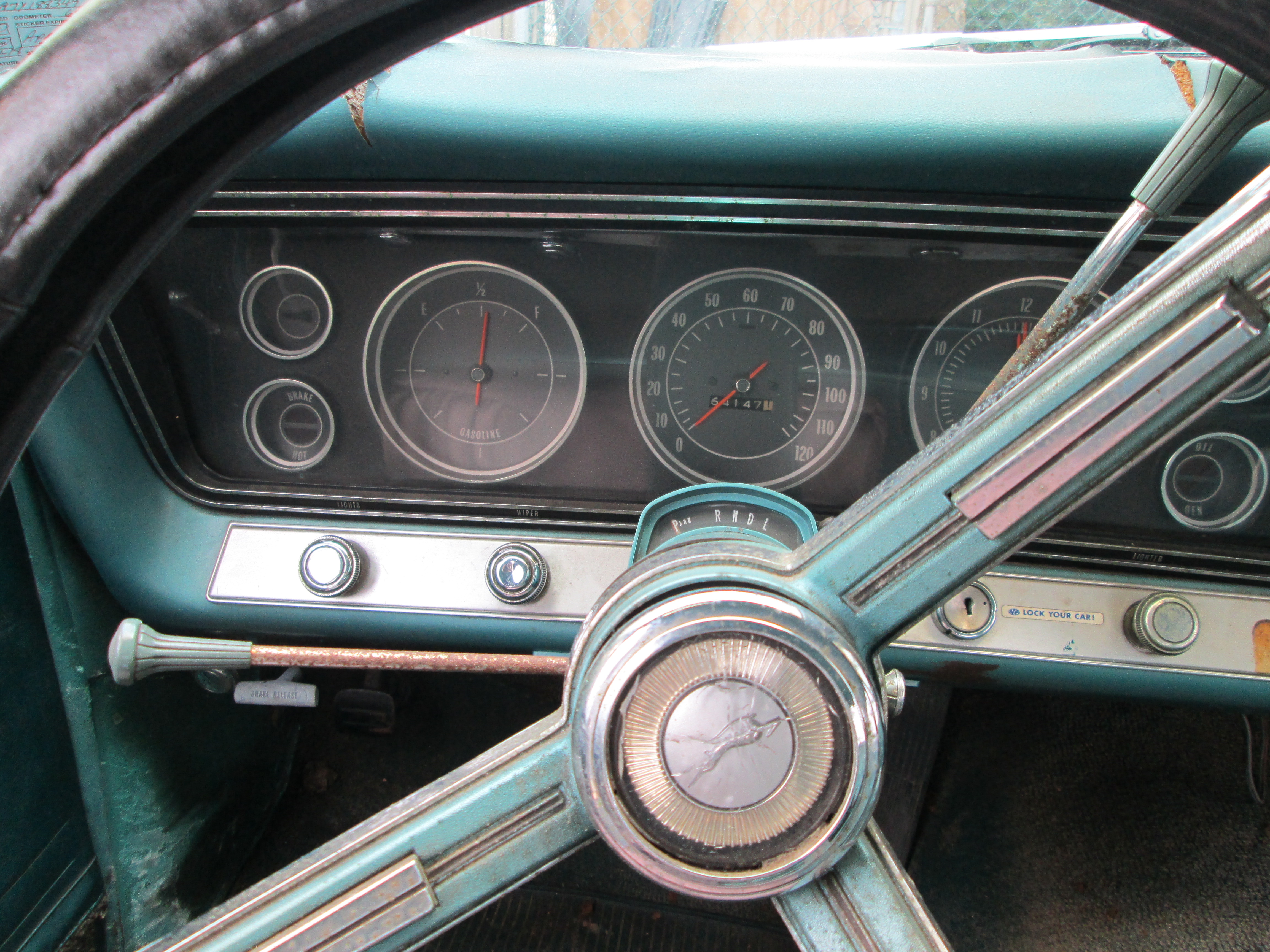 Driver's console, clock is busted, light on speedometer is shot. Issues with the electrical contacts on the light switch. A New console will be intalled featuring temperature gauges, oil pressure, and tachometer.